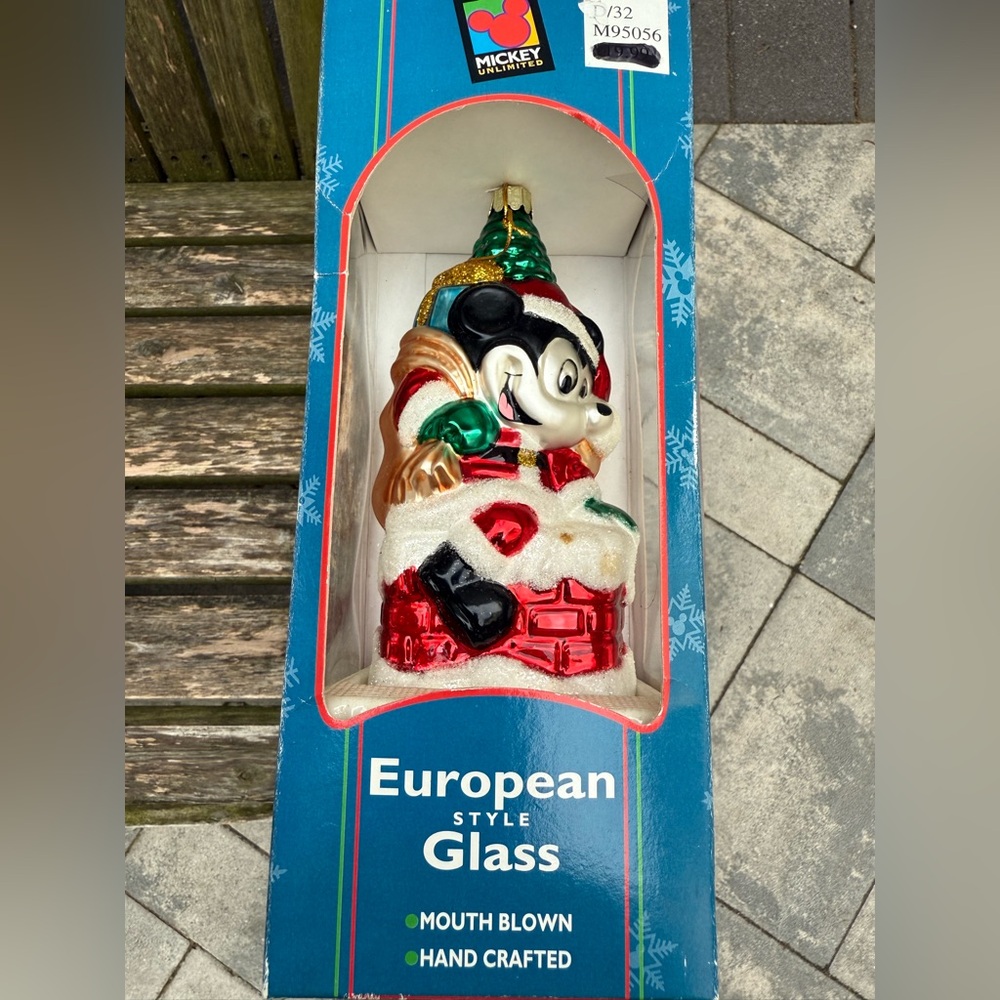 European Style Glass MICKEY SANTA Ornament Mouth Blown Hand  1997 Disney‎ B